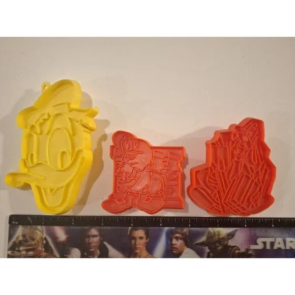 Disney Donald Duck & Goofy Plastic Cookie Cutters Vintage 3 Lot Head Face - Picture 2 of 9
